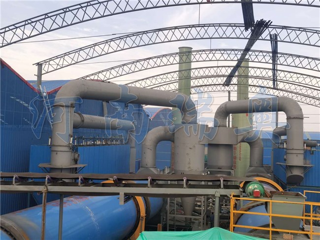 為什么牧草烘干機(jī)設(shè)備價(jià)格的差異明顯呢？